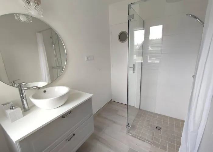 Holiday home Brittevilla Bretteville-sur-Ay